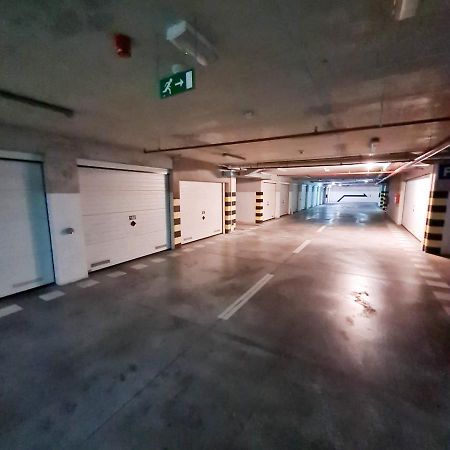 Apartment Azure *Close To The Beach Сплит Екстериор снимка