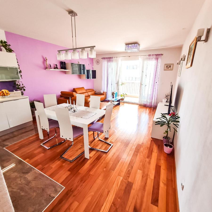 Apartment Azure *Close To The Beach Сплит Екстериор снимка